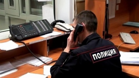 Клинцовские полицейские раскрыли кражу с банковской карты